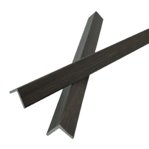 ESQUINERO PARA LAMBRIN PAROTA A46 LAMINADO 2.9 M X 2 CM PZA