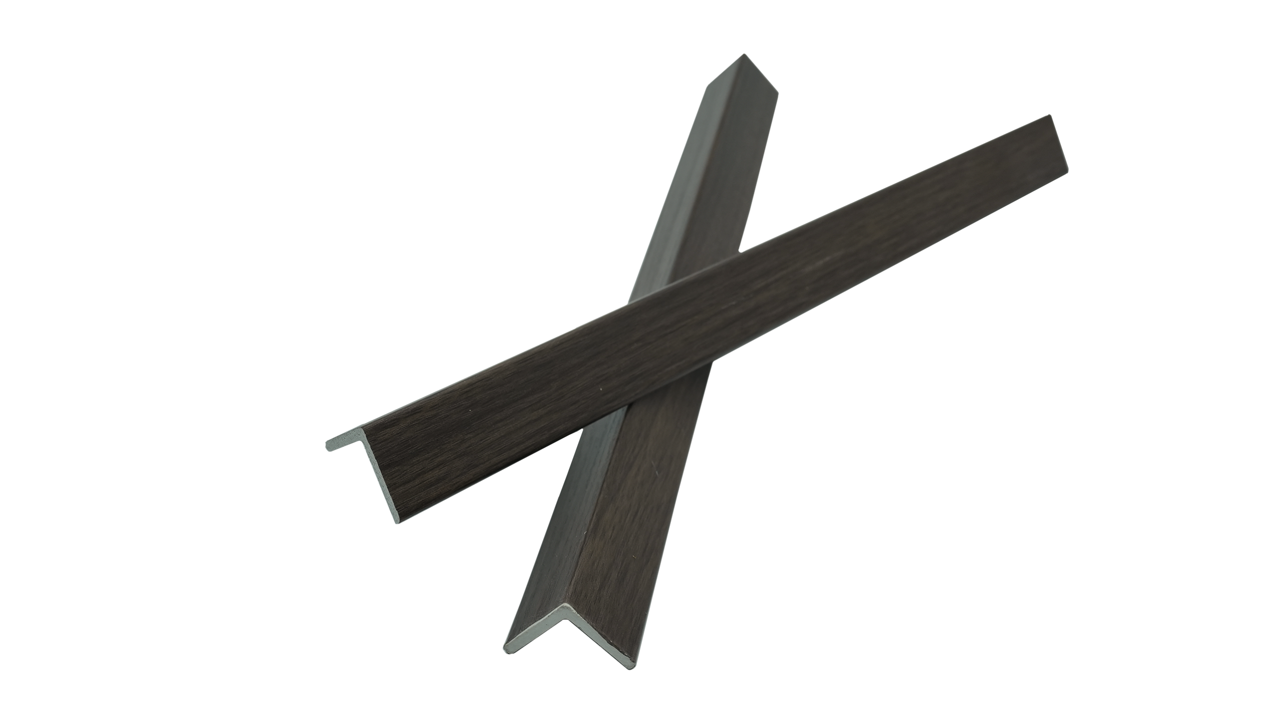 ESQUINERO PARA LAMBRIN PAROTA A46 LAMINADO 2.9 M X 2 CM PZA